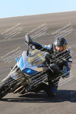 media/Nov-06-2023-Moto Forza (Mon) [[ce023d0744]]/3-Intermediate Group/Session 2 (Bowl)/